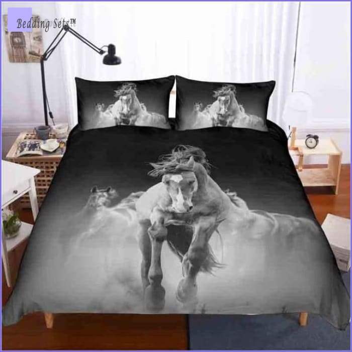 Black & White Horse Bedding Set - Galloping